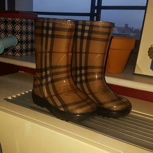 Kids Burberry rain boots