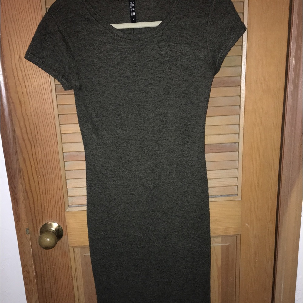 Fitted midi dress