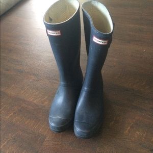RELISTED Navy blue matte hunter rain boots