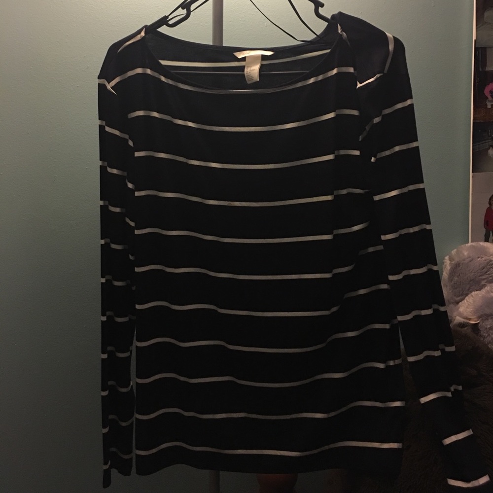 Long sleeve H&M shirt