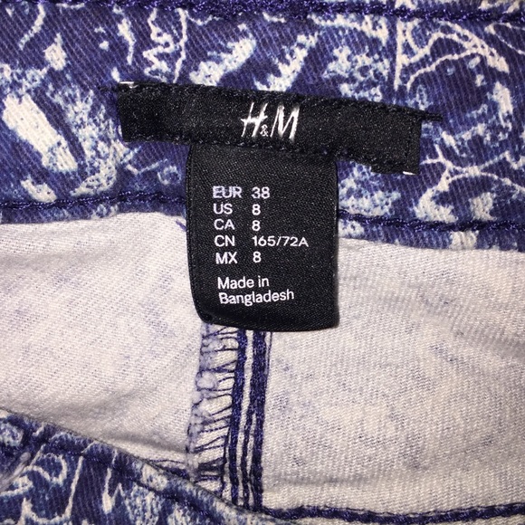 H&M Patterned Denim - Picture 2 of 3