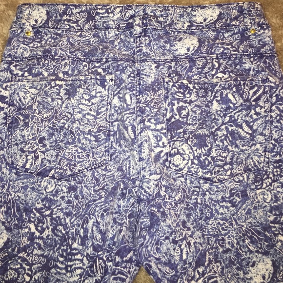 H&M Patterned Denim - Picture 3 of 3