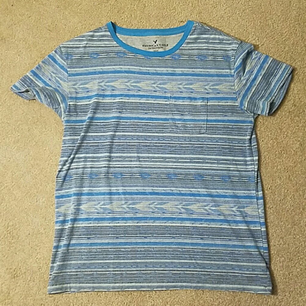 American Eagle Blue and White Pattern Tee