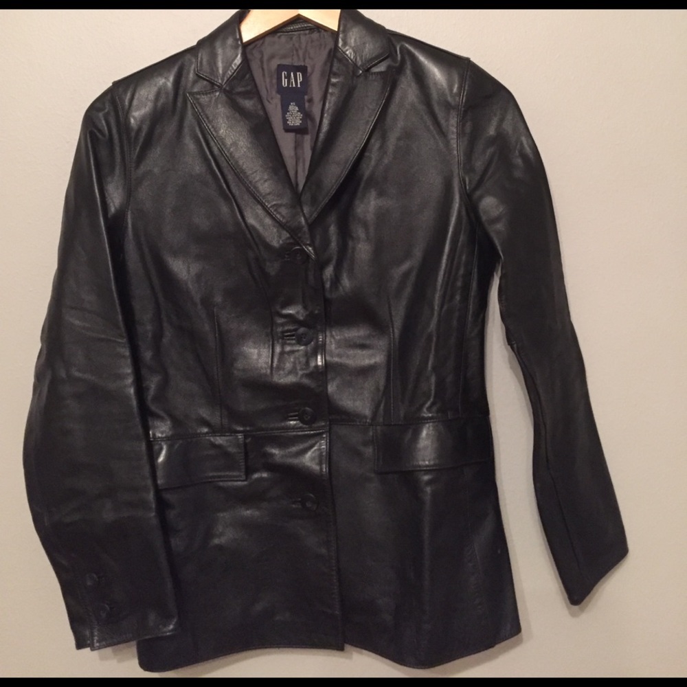 Gap black leather jacket size XS