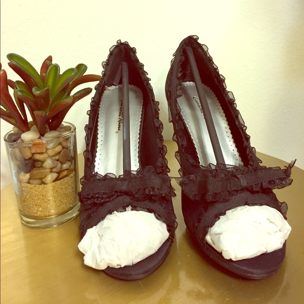 NWOT Charlotte Russe Peep Toe High Heels