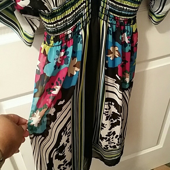 Dress - Picture 3 of 3