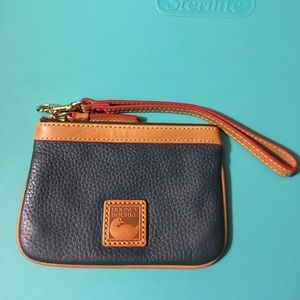 Dooney & Bourke wristlet