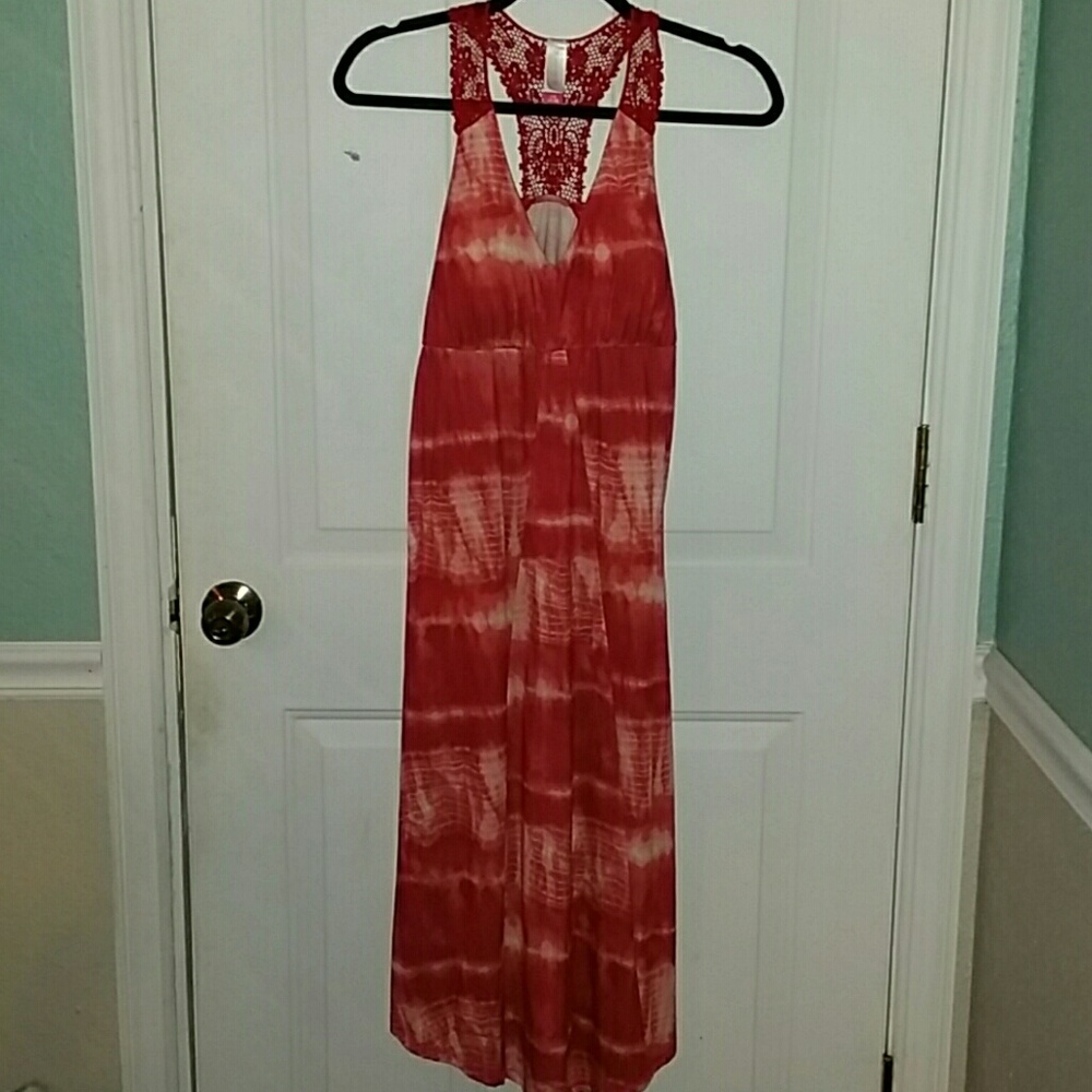 Maternity summery wear