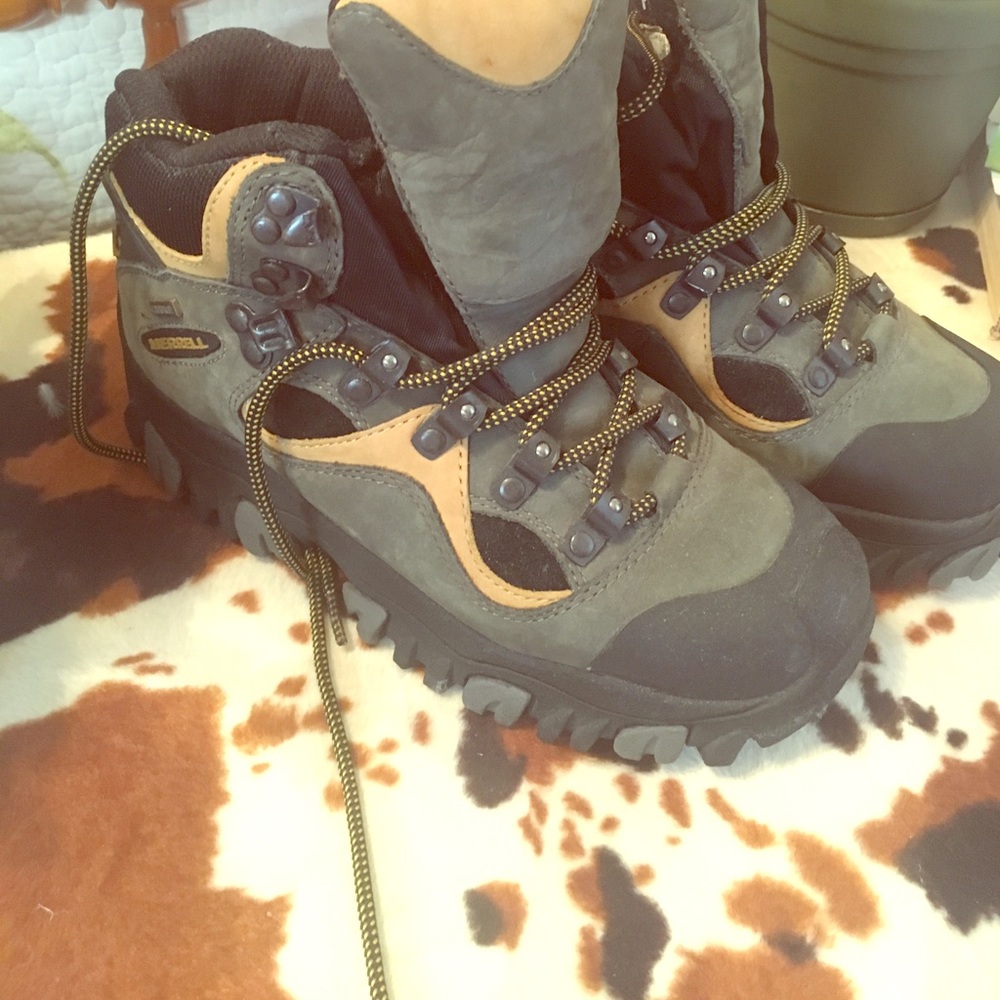 Merrell polartec hiking boots. Heavy duty.