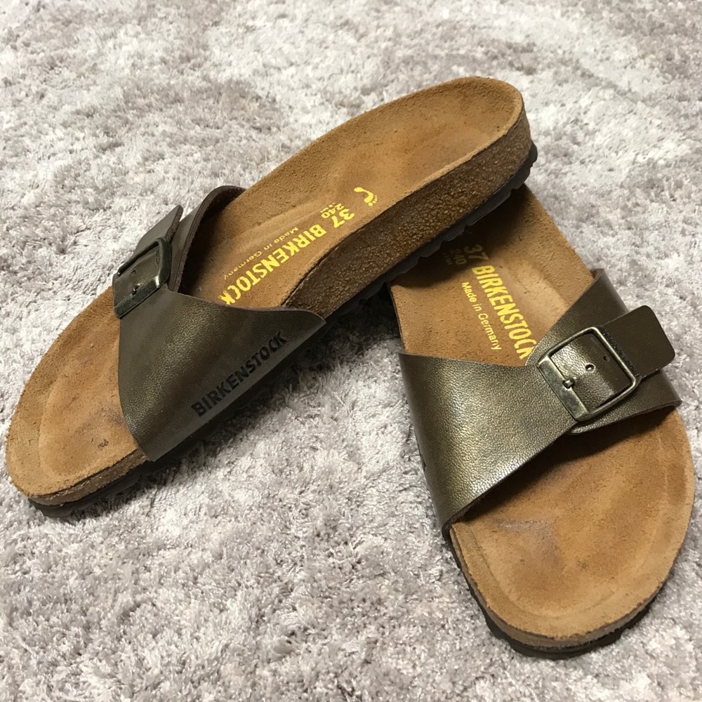 Birkenstock sandles-Size 37 (7).