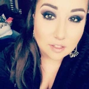 Meet your Posher, Leslie