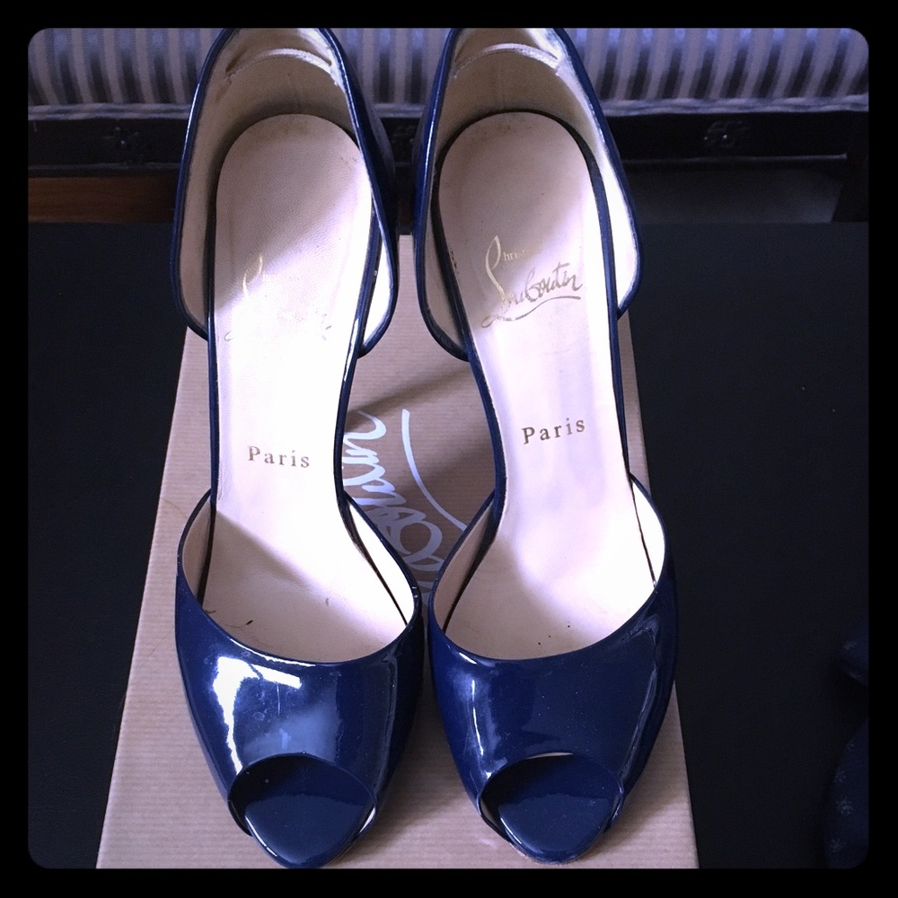 Louboutin madame Claude fits 7.5