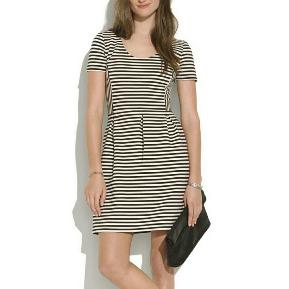 Madewell Bistro Dress in Black/White Stripe size 0