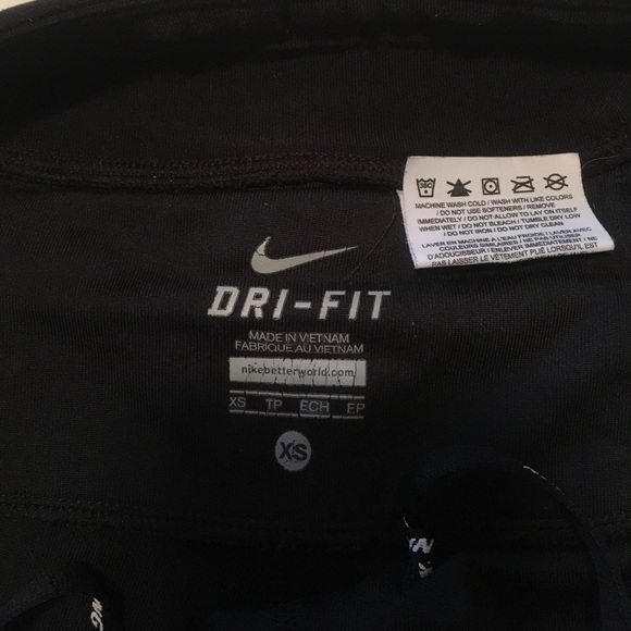 Nike cropped leggings - Picture 3 of 3