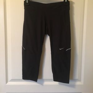 Nike cropped leggings