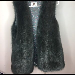 Pale Grey/Green Faux Fur Vest