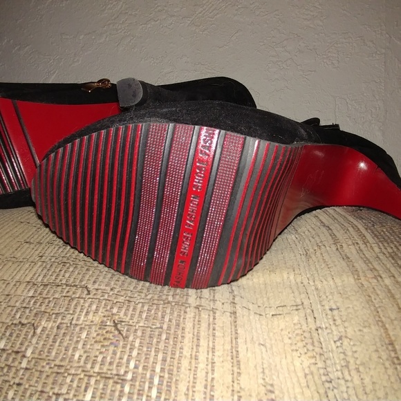 Heeled booties - Picture 3 of 4