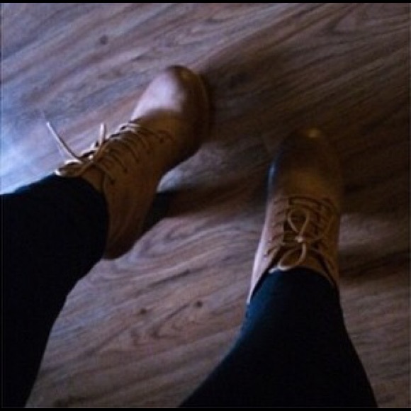 Steve Madden Booties "REASONABLE OFFERS" - Picture 2 of 6