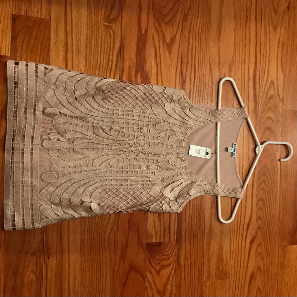 Express sleeveless top