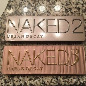 Both Naked 2 and 3 palettes together !