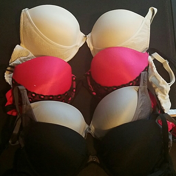 Victoria Secret Bras - Picture 1 of 1