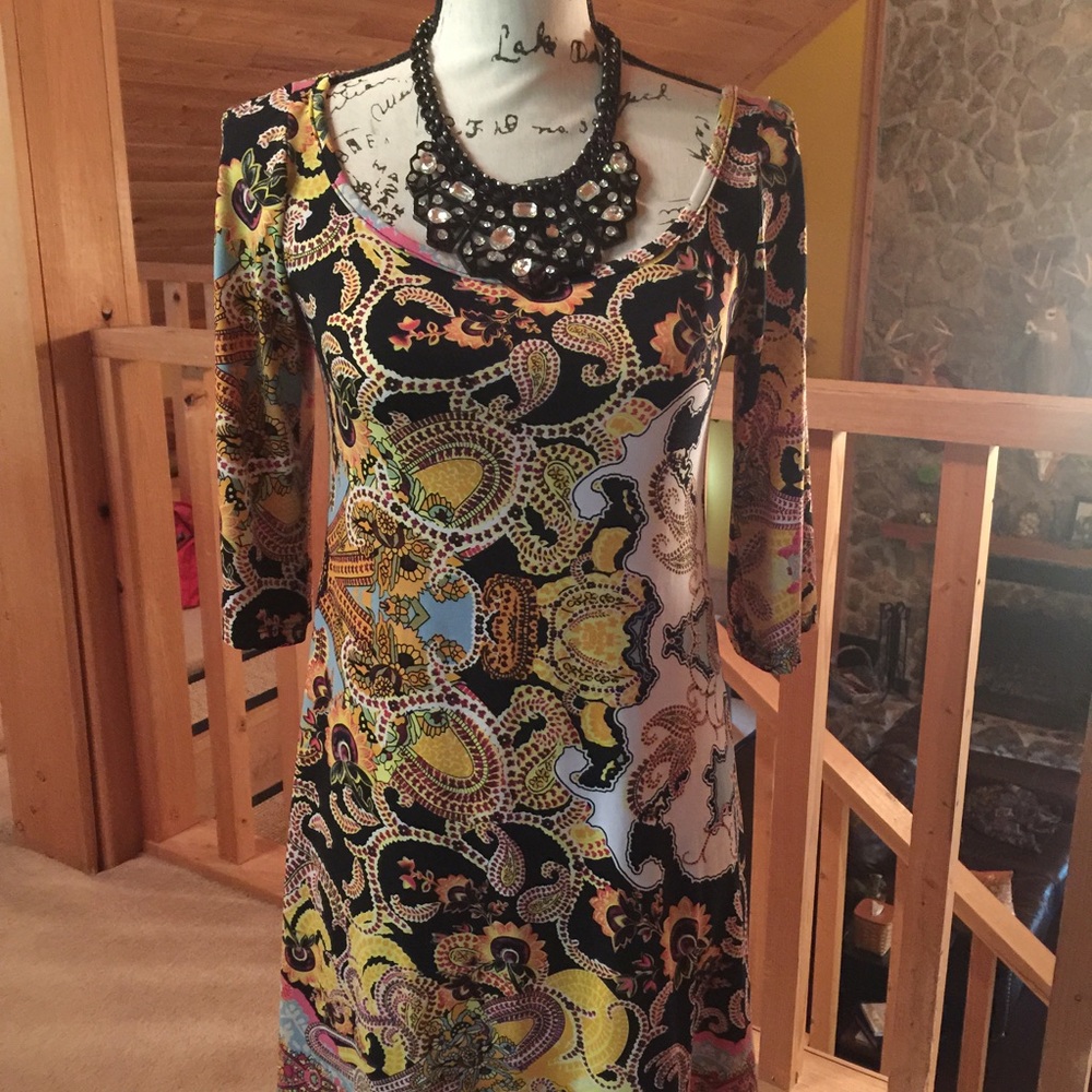 Gorgeous patterned shift dress size SM