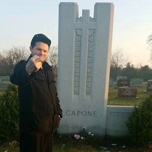 Meet your Posher, Travis