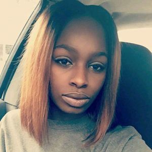 Meet your Posher, Simone