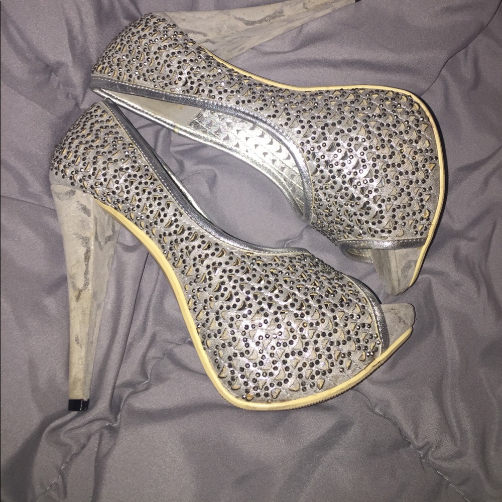 FINAL SALE ✨ Couture pewter platform heels
