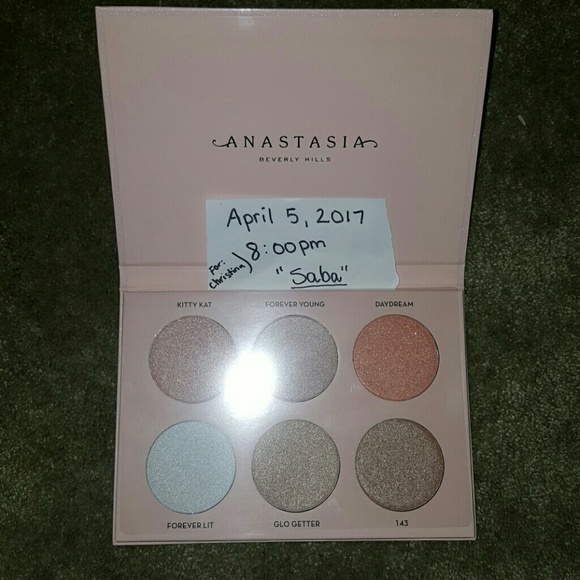 Abh x Nicole Glow Kit PROOF OF CONDITION - Picture 1 of 4