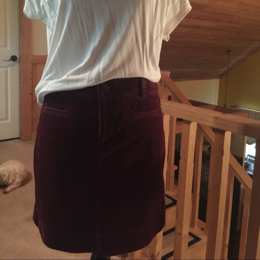 Loft corduroy skirt SZ 2