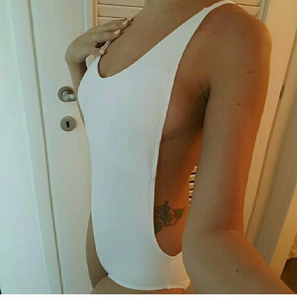 Sexy One Piece Swimsuit - Plunge Back NWT - Picture 5 of 5