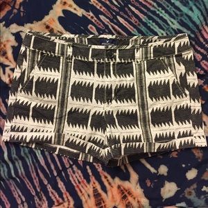 American Eagle Printed Midi Khaki Shorts
