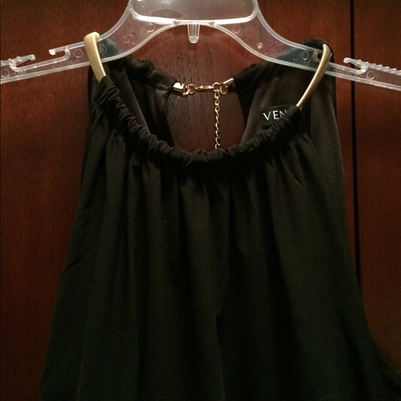 Romper - Picture 2 of 4