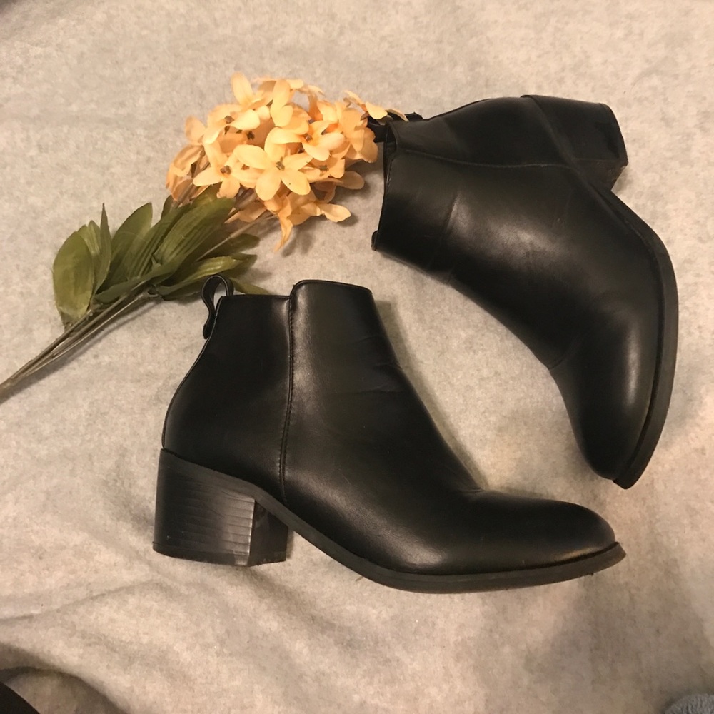 Cute black booties