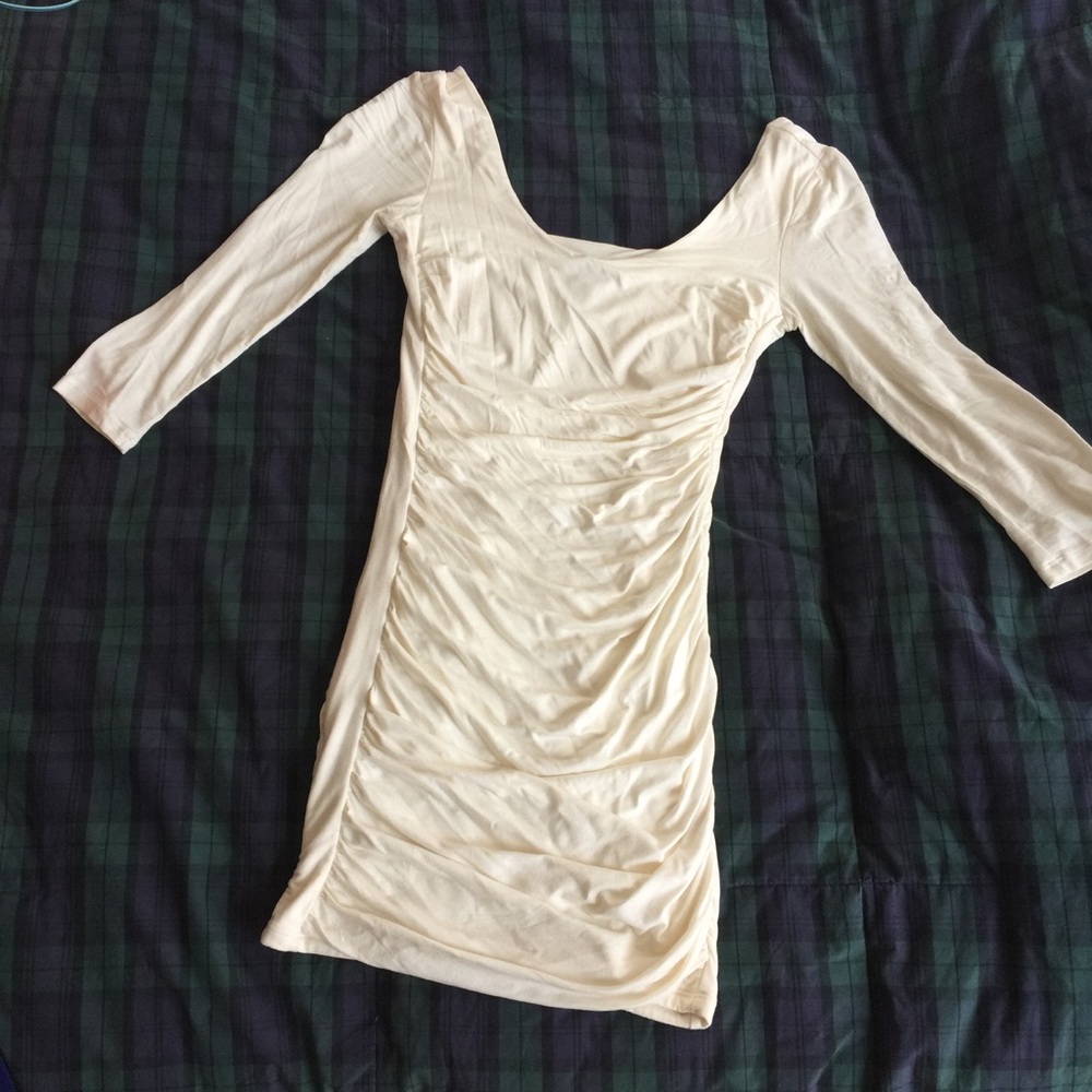 Forever21 white scoop neck long sleeve bodycon
