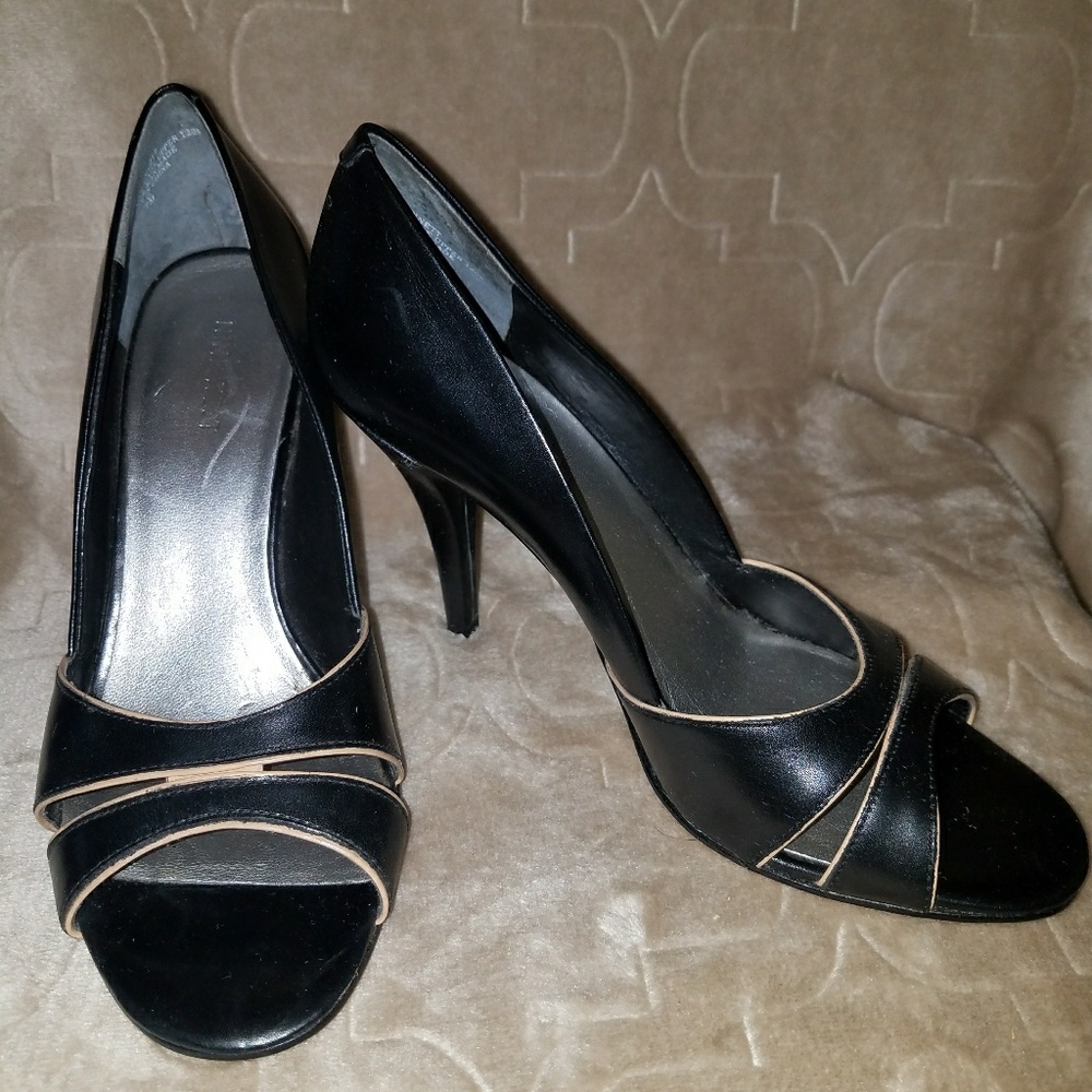 NINE WEST Black Peep Toe Heels $30