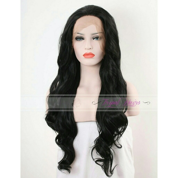 Black Bodywave Lace Front Wig 24-26 inches!!