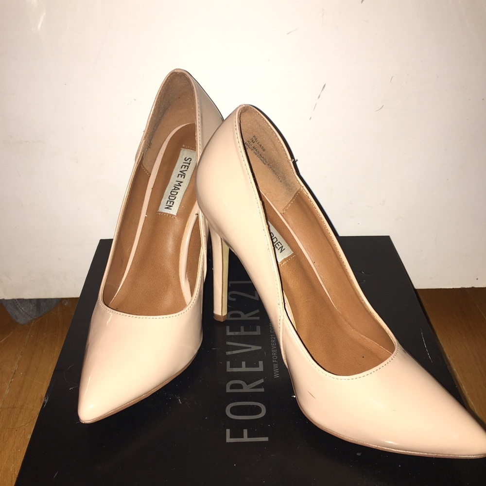 New Steve Madden Pumps