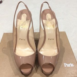 Louboutin Nude Peep Toe Numero Prive Pumps