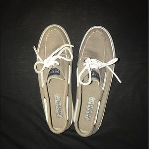SPERRYS RARELY WORN