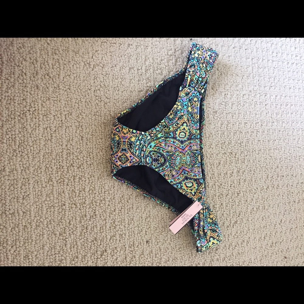 Victoria's Secret swimsuit bottom NWT