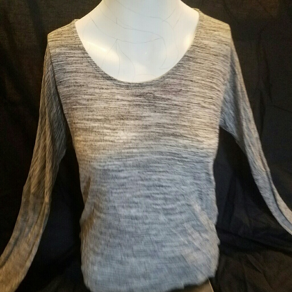 Open back athletic top