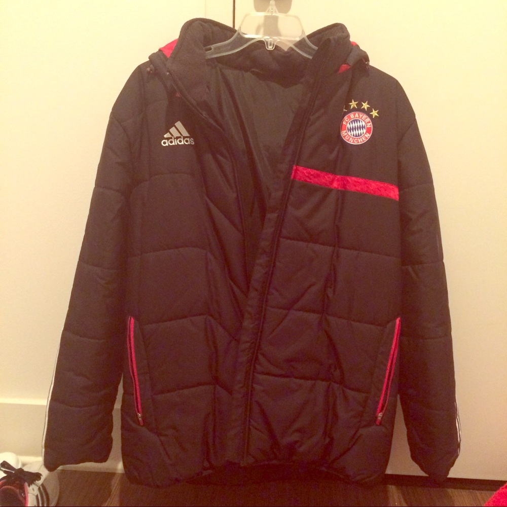 FC Bayern Munich Stadium Jacket football soccer
