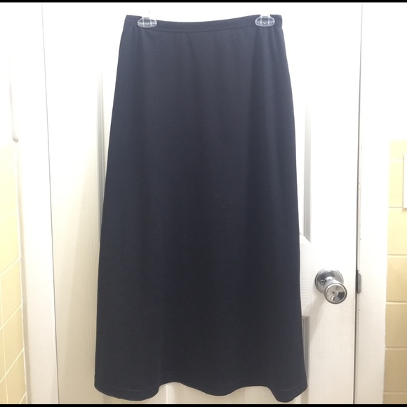 Vintage Dresses & Skirts - Long Black Vintage Skirt