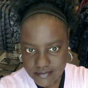 Meet your Posher, Cynthia