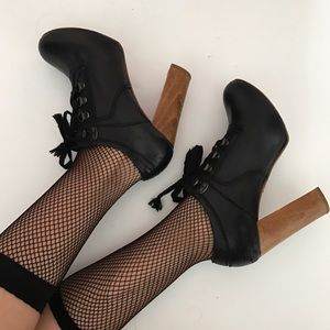Chloe Silverado ankle black boots-FIRM PRICE