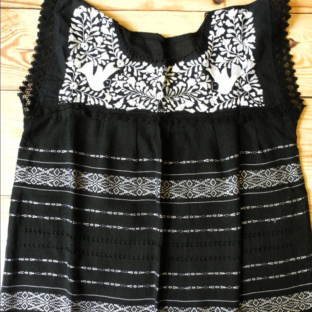 Mexican embroidered top black white women's blouse - Picture 2 of 3
