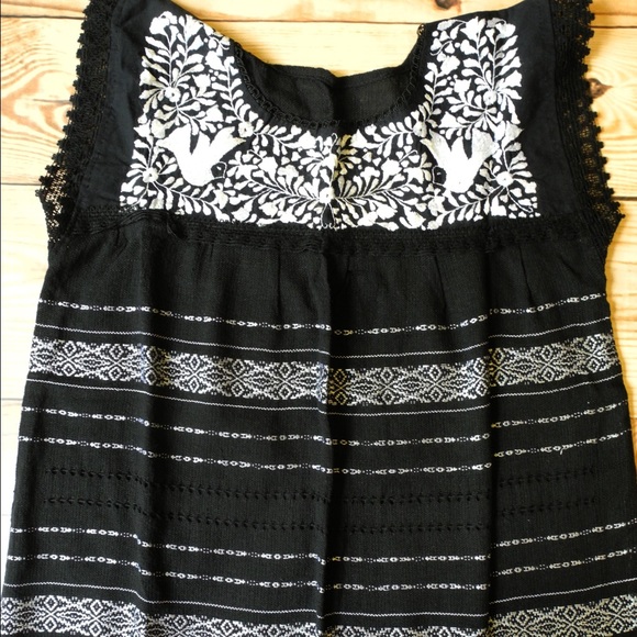 Mexican embroidered top black white women's blouse - Picture 2 of 3
