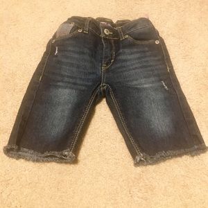 Levi Bermuda cut off shorts